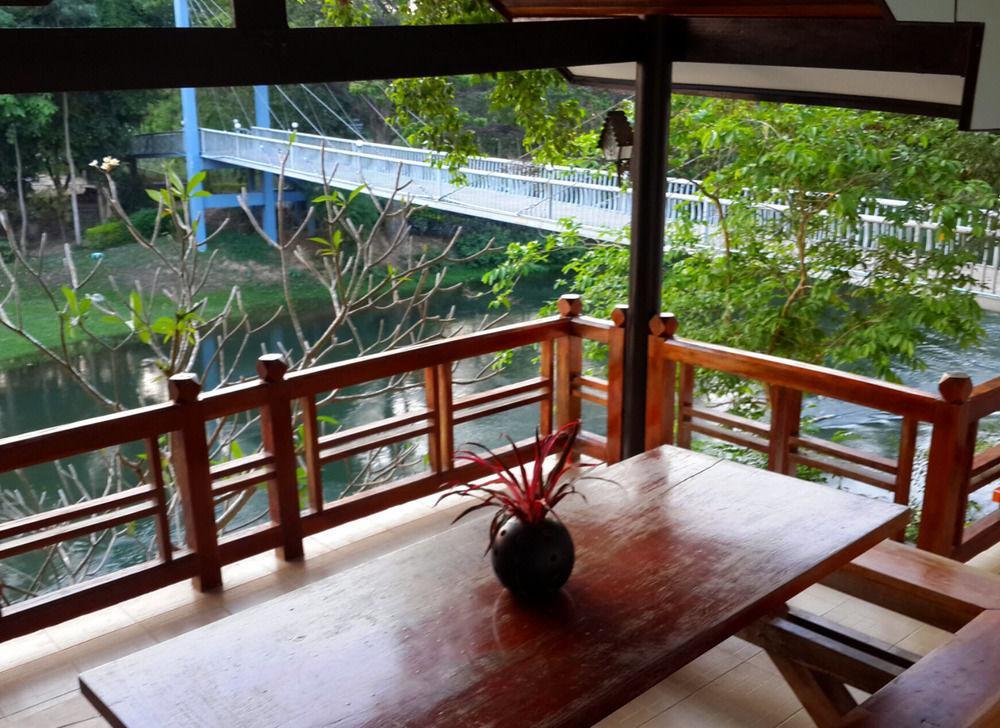 Suanphet Riverview Resort Ban Tha Mai Ruak Bagian luar foto